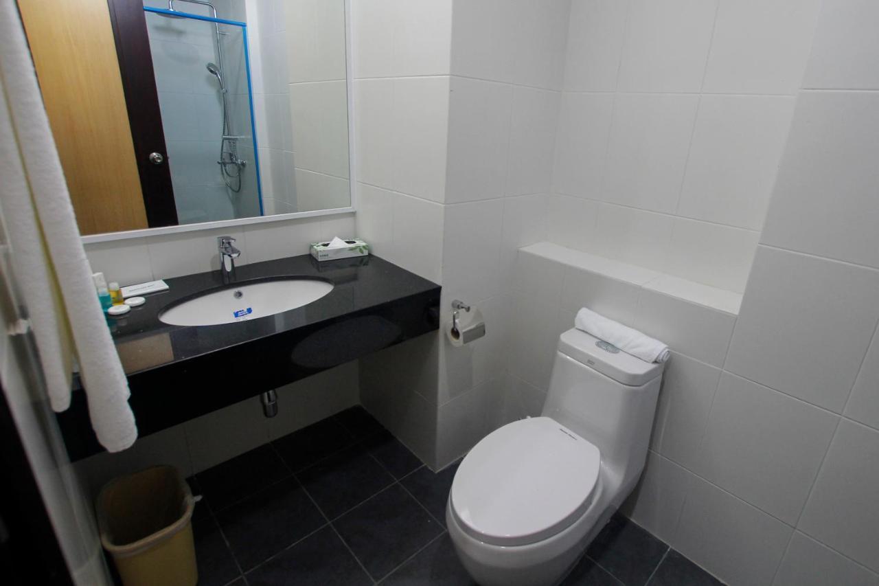 Imperial Suites Miri , Diamond Tower Екстериор снимка