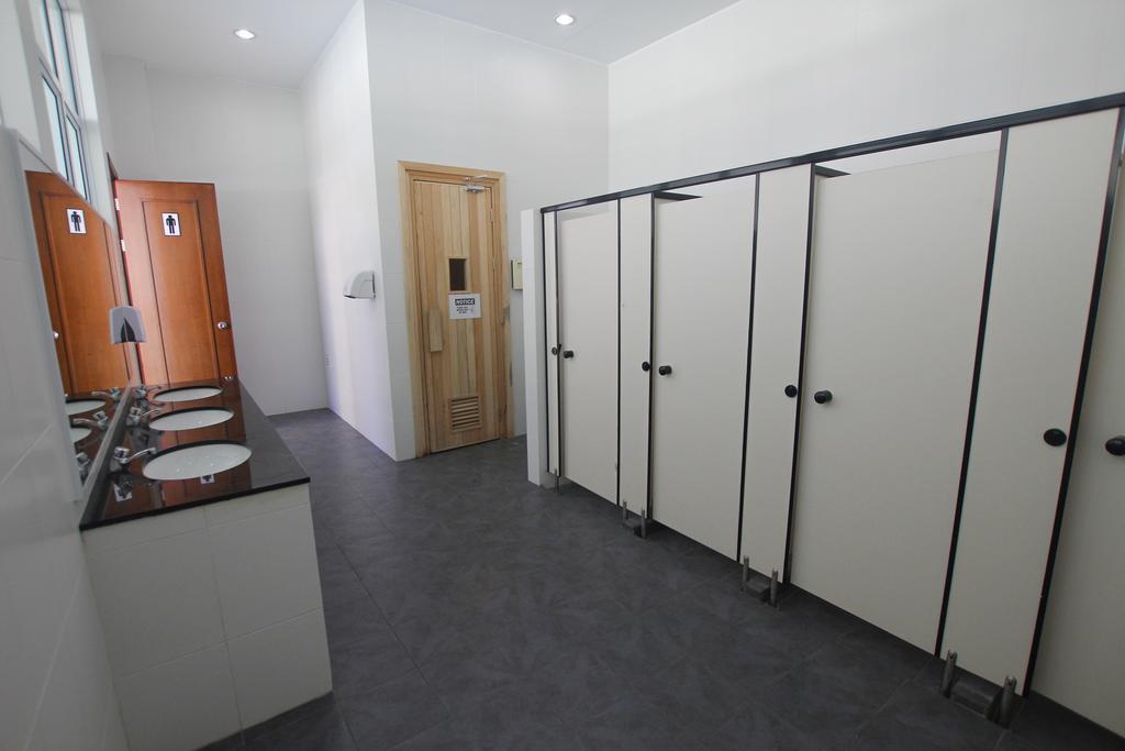 Imperial Suites Miri , Diamond Tower Екстериор снимка